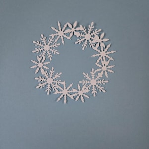 Snowflake Wreath Die Cuts