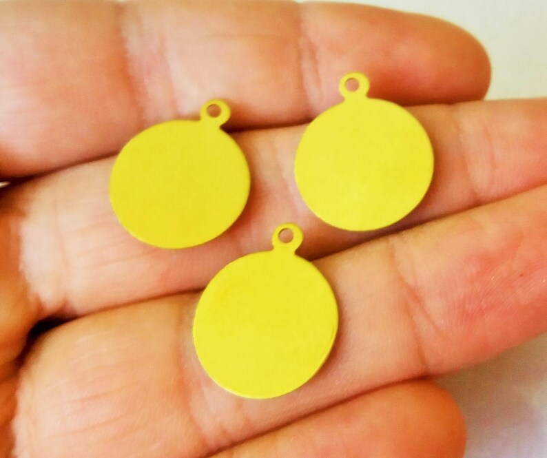 200 Pcs Raw Brass 16 mm Stamping Findings 1 Hole