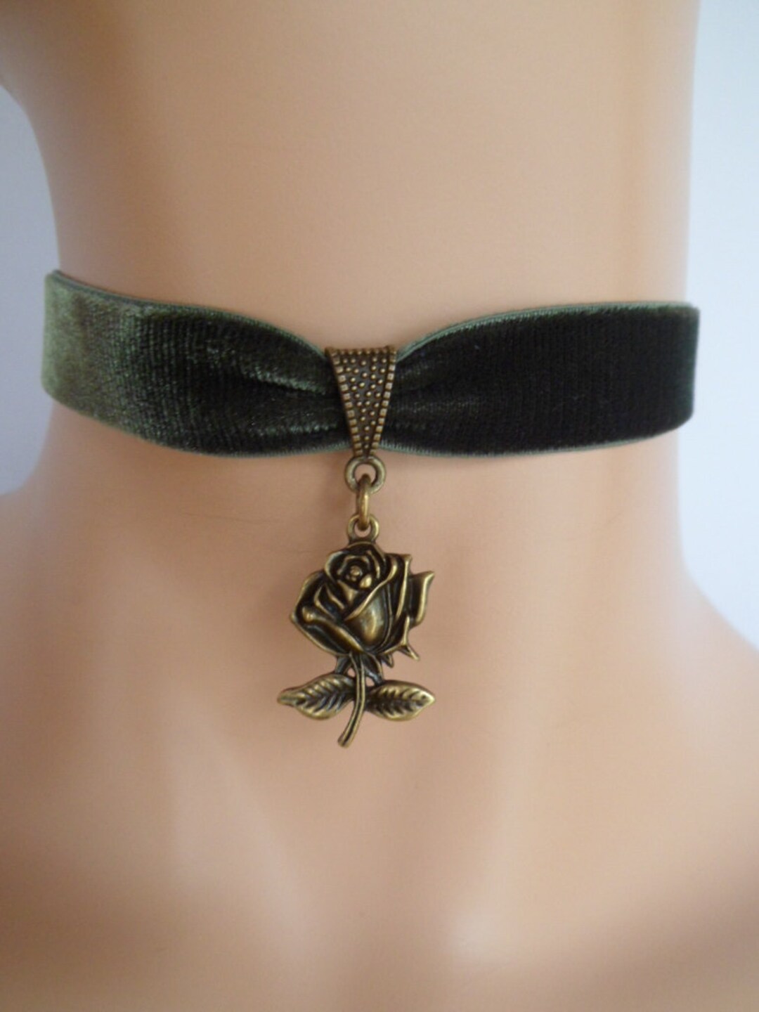 Rose Choker, Green Velvet - Etsy