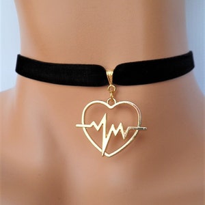 Heartbeat choker, black velvet STRETCH