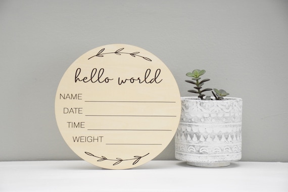 Cartello In Legno Per Annuncio Nascita - Hello World Con Nome, Data, Peso E Lunghezza, 13.5 Cm, Con Farfalle Decorativi - Foto 3