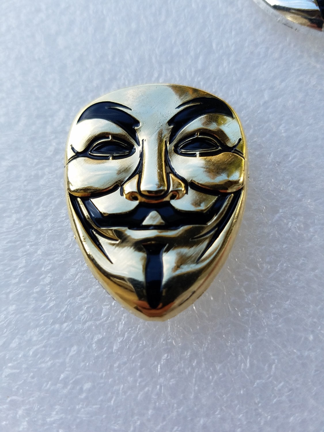 Fawkes 3D Mask Pin - Etsy