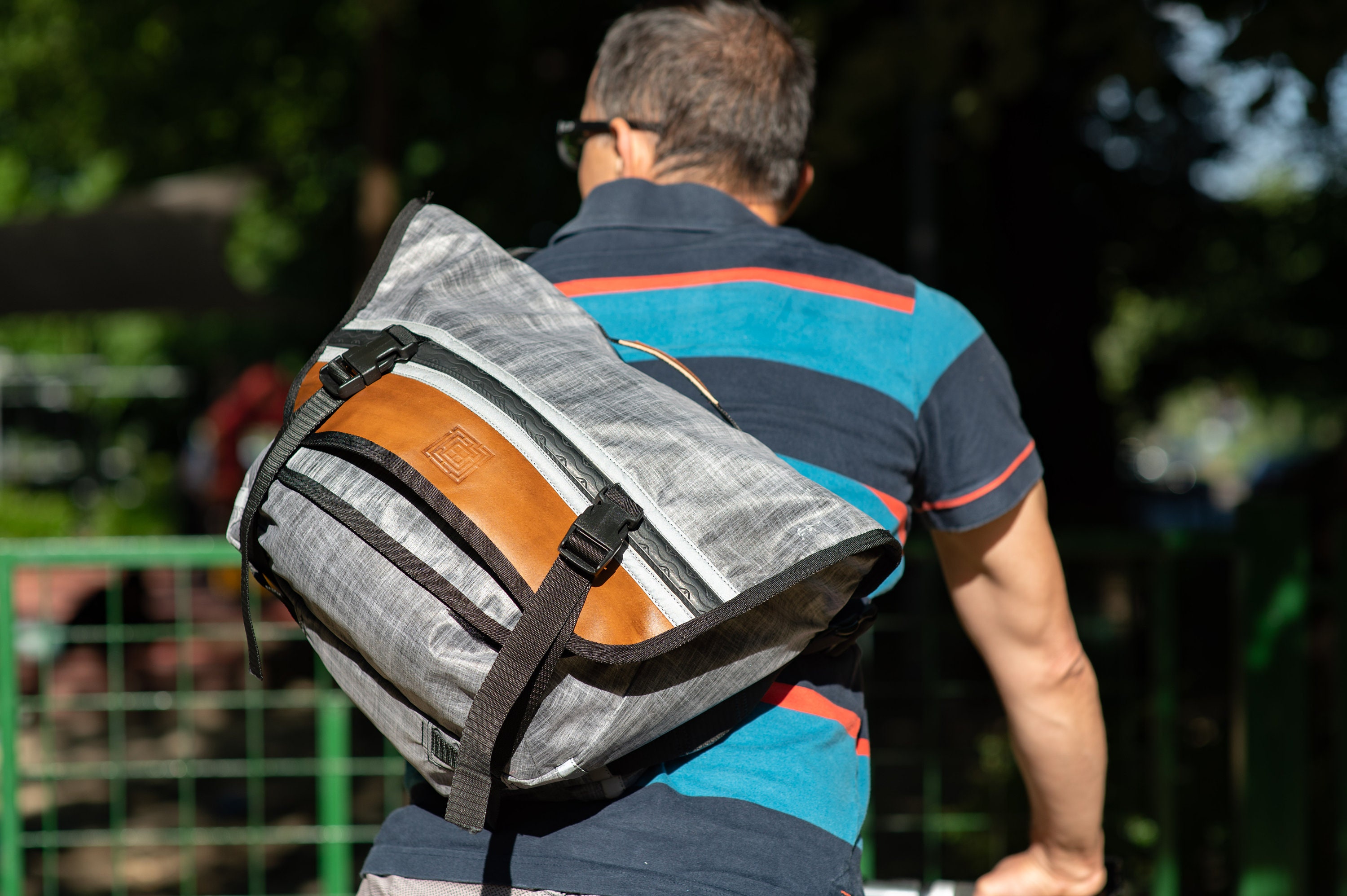 bike messenger bag