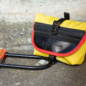 HIP BAG, fondina U lock, marsupio impermeabile in CORDURA gialla con pneumatico riciclato immagine 2