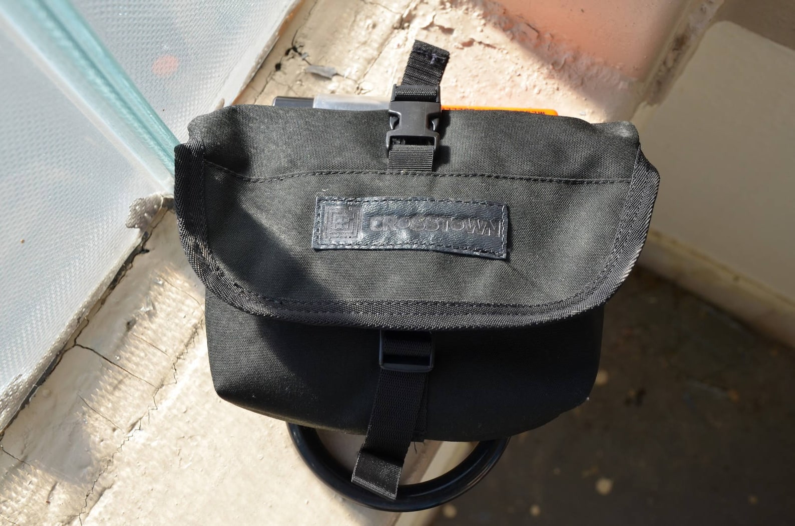 u lock hip bag