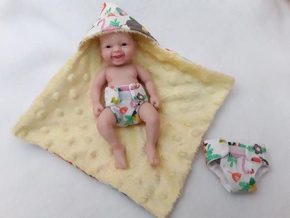 6"/ 7"/ 8"/ 9"/ 10"/ 11"/ 12" Diapers,  blanket,  baby doll clothes