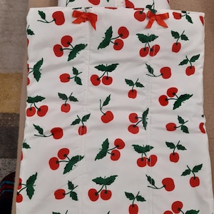 Handmade quilt and pillow for dolls - made of cotton.