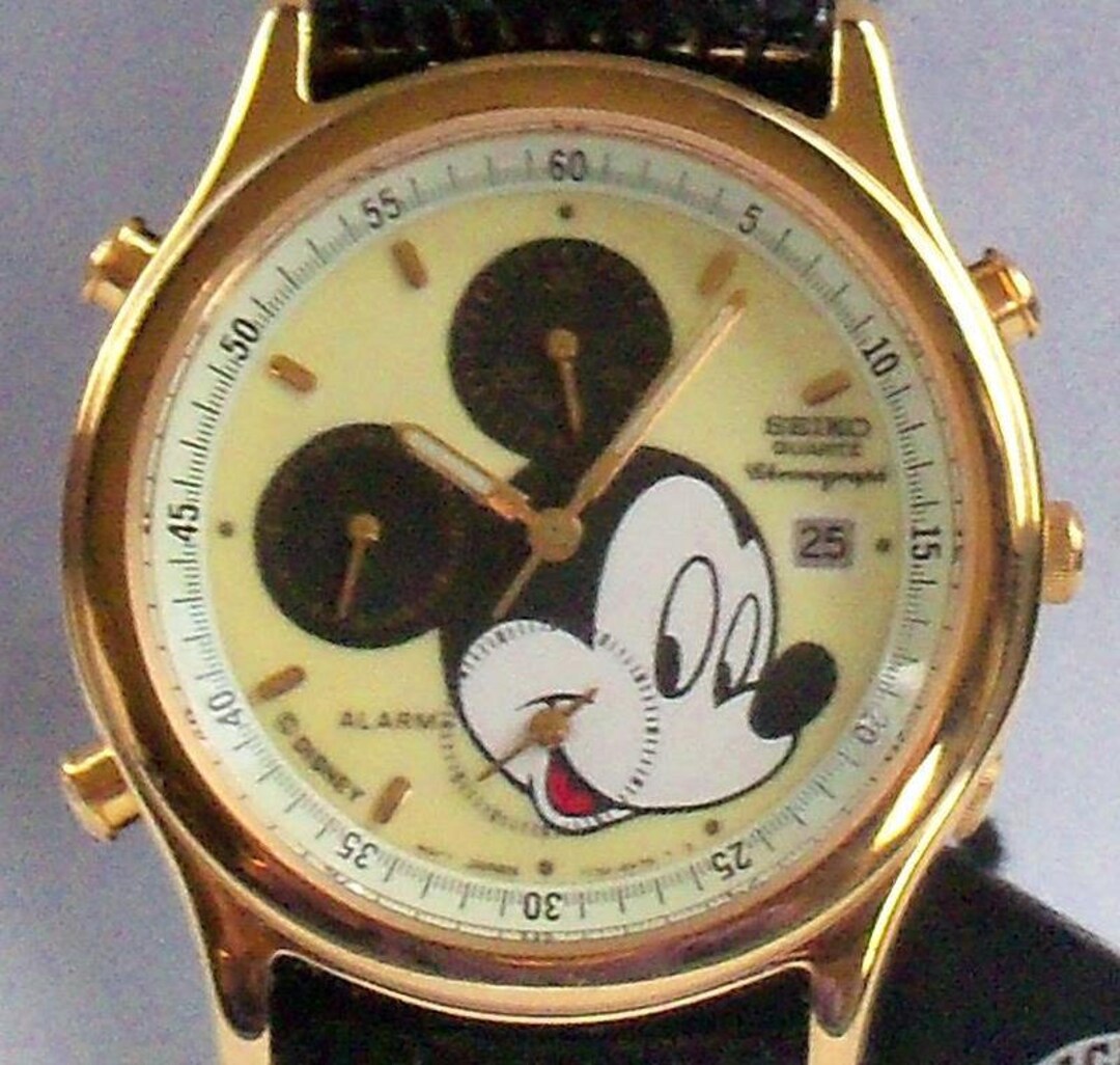 Brand-new Disney Chronograph Seiko Men's Mickey Mouse - Etsy