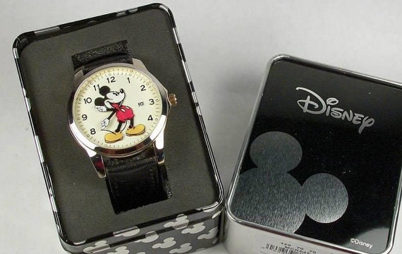 Disney Mens Mickey Mouse Watch! Date! 1-1/2\