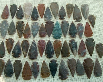 50 bulk arrowheads @ 2 inch reproduction mixed colors replica bird stone points - jewelry design,pendants,wire wrapping,arrowheads bu31