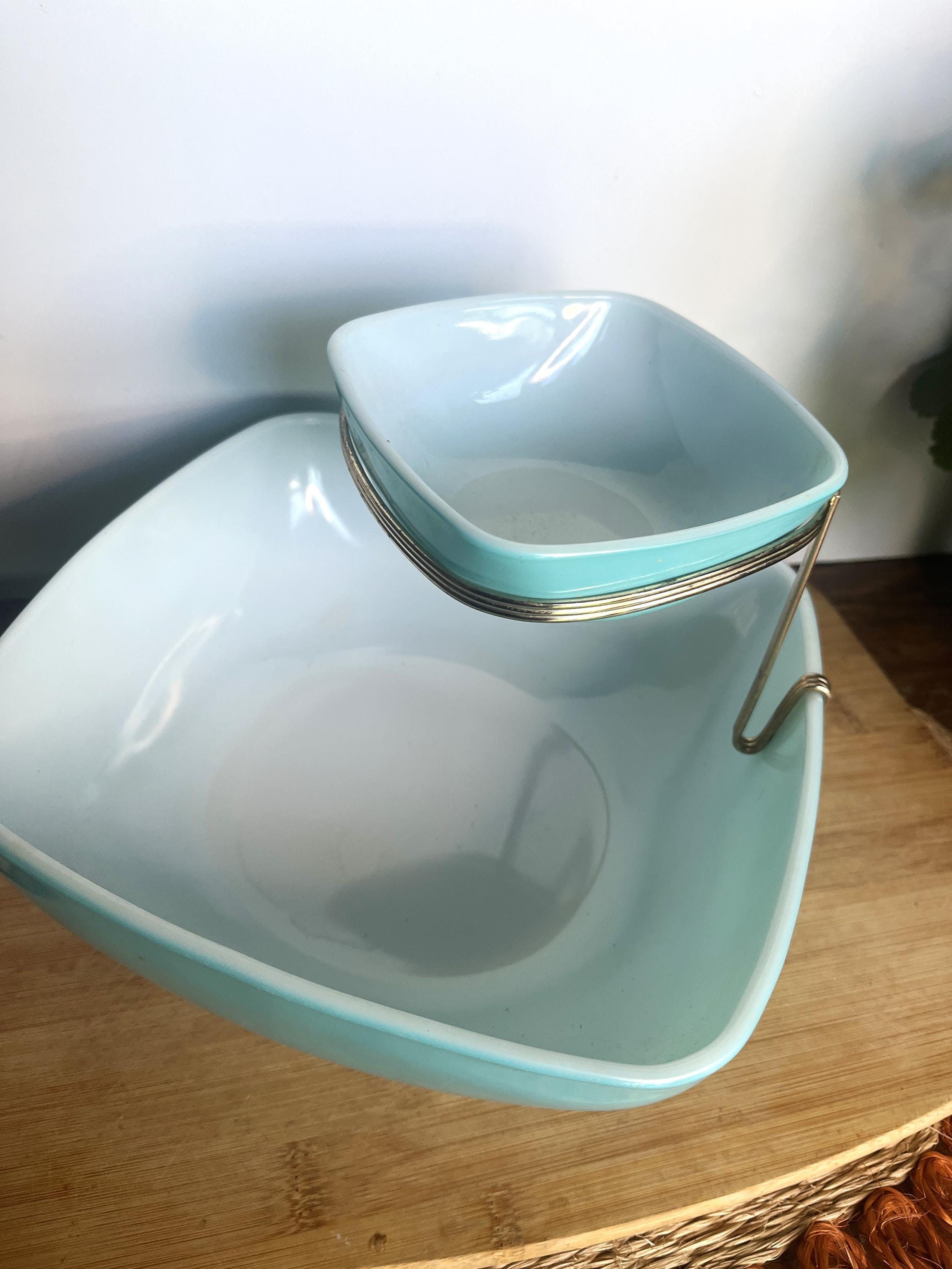 Vintage Pyrex Turquoise Chip and Dip Set, #410 & #025, With Metal