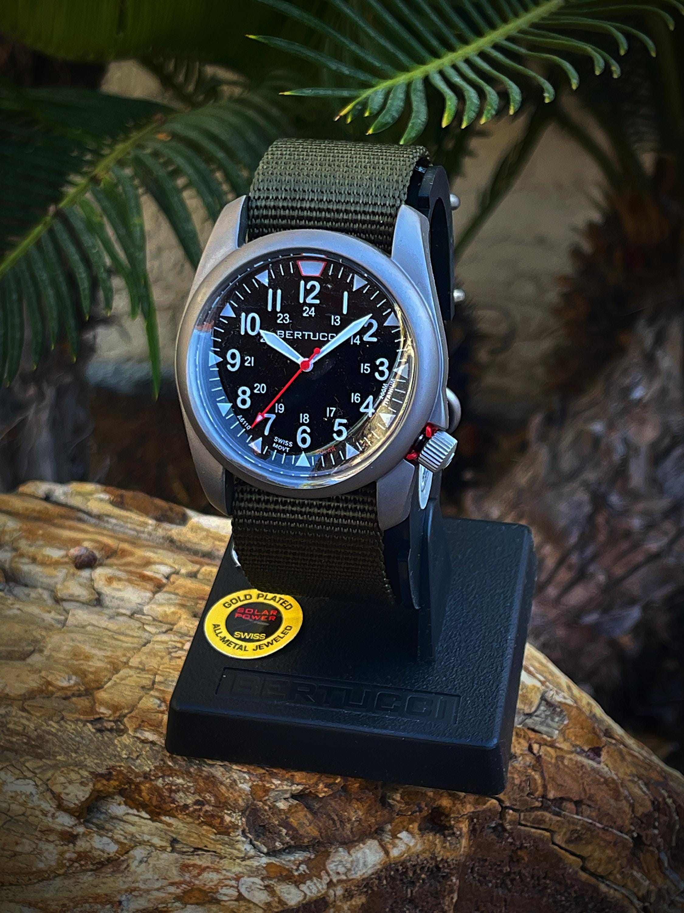 60's バルデッリ/Baldelli Owl ミッドセンチュリー Italy Bertucci A-4T Solar Super Yankee Black Dial Titanium Bezel W
