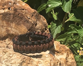 Premium Paracord Survival Bracelet Brown/Black, Made in USA, Free Shipping