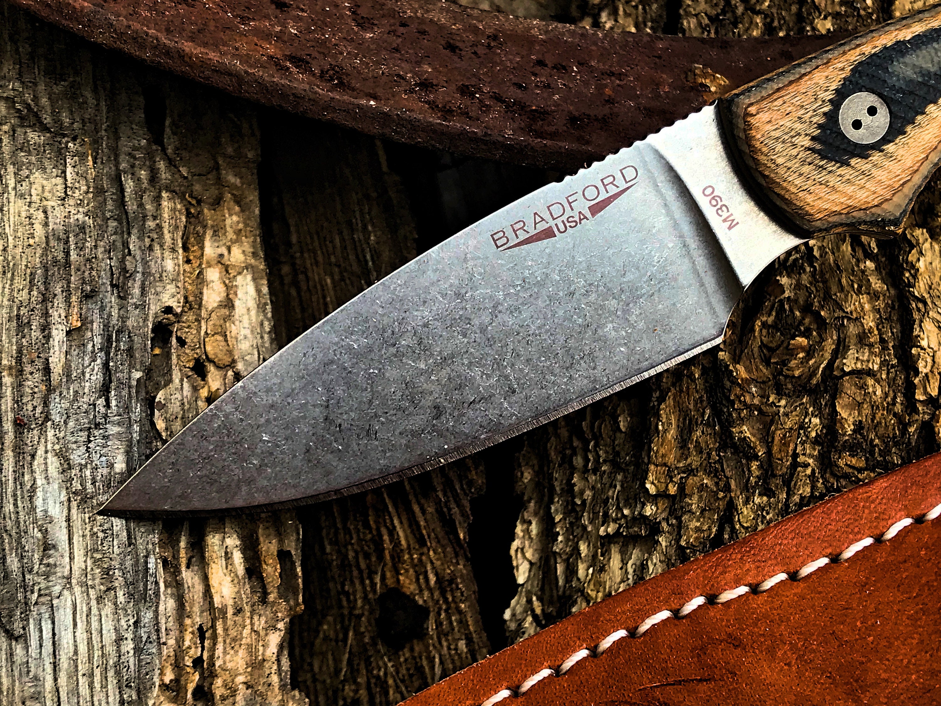Bradford Guardian 3 G-wood Full Flat Grind, M390, W/ Leather