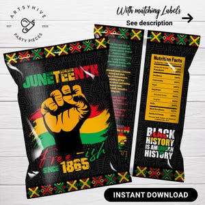 Puede incluir: Bolsas de recuerdo negras de Juneteenth con un gráfico de puño en amarillo, rojo, verde y negro. Las bolsas tienen las palabras "Juneteenth" y "Free-ish since 1865". Las bolsas también tienen una etiqueta de "Información nutricional" y el texto "Black History is American History".