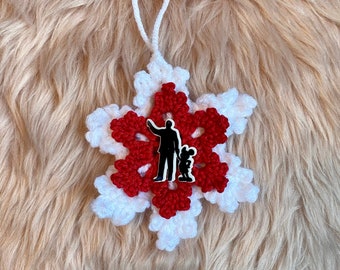 Mickey Snowflake Door Hanger / Ornament / Charm / Walt / Minnie / Christmas / Holiday / Decoration / Gift for Her / Gift for Kids / Gift