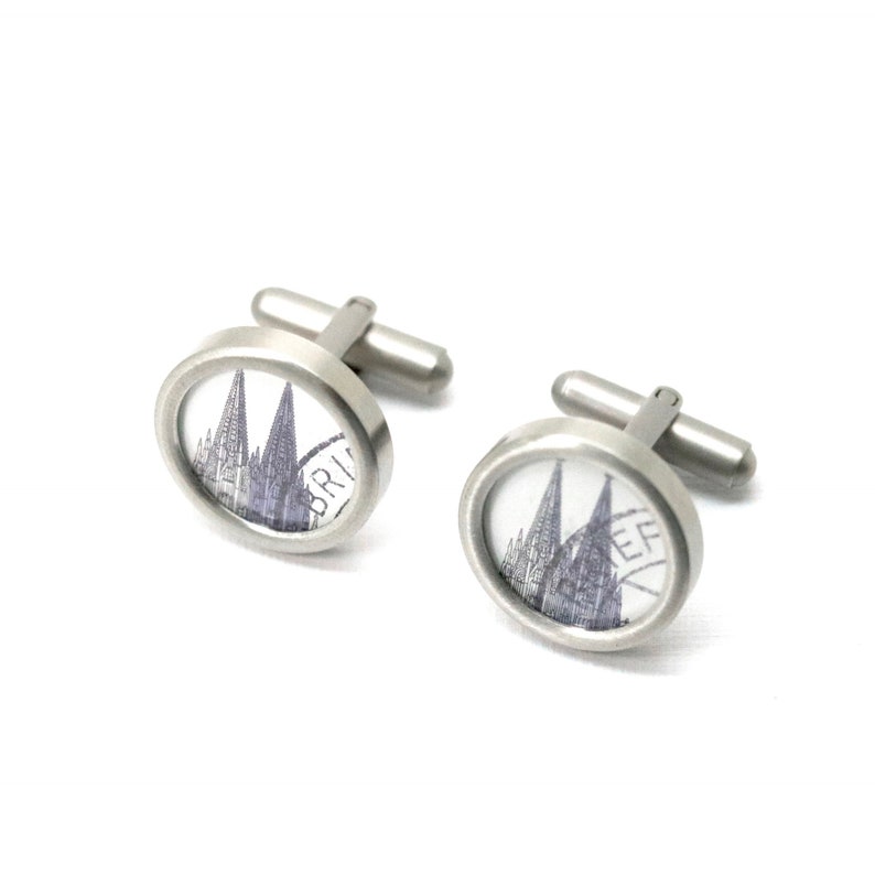 Cufflinks with postage stamps Cologne Cathedrale // wedding // groom Matt