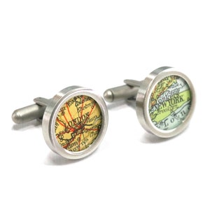 Cufflinks // Your city of choice // Map // Stainless steel // Wedding image 1