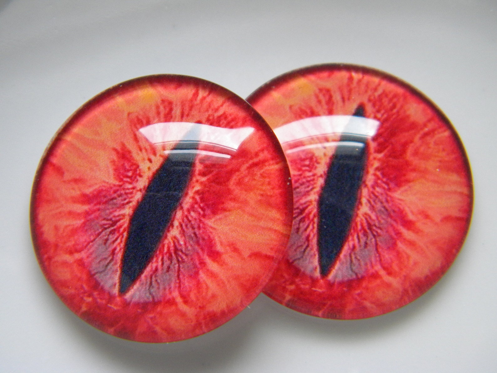 Glass eyes red eyes red iris cat eyes salmoncolored eyes Etsy