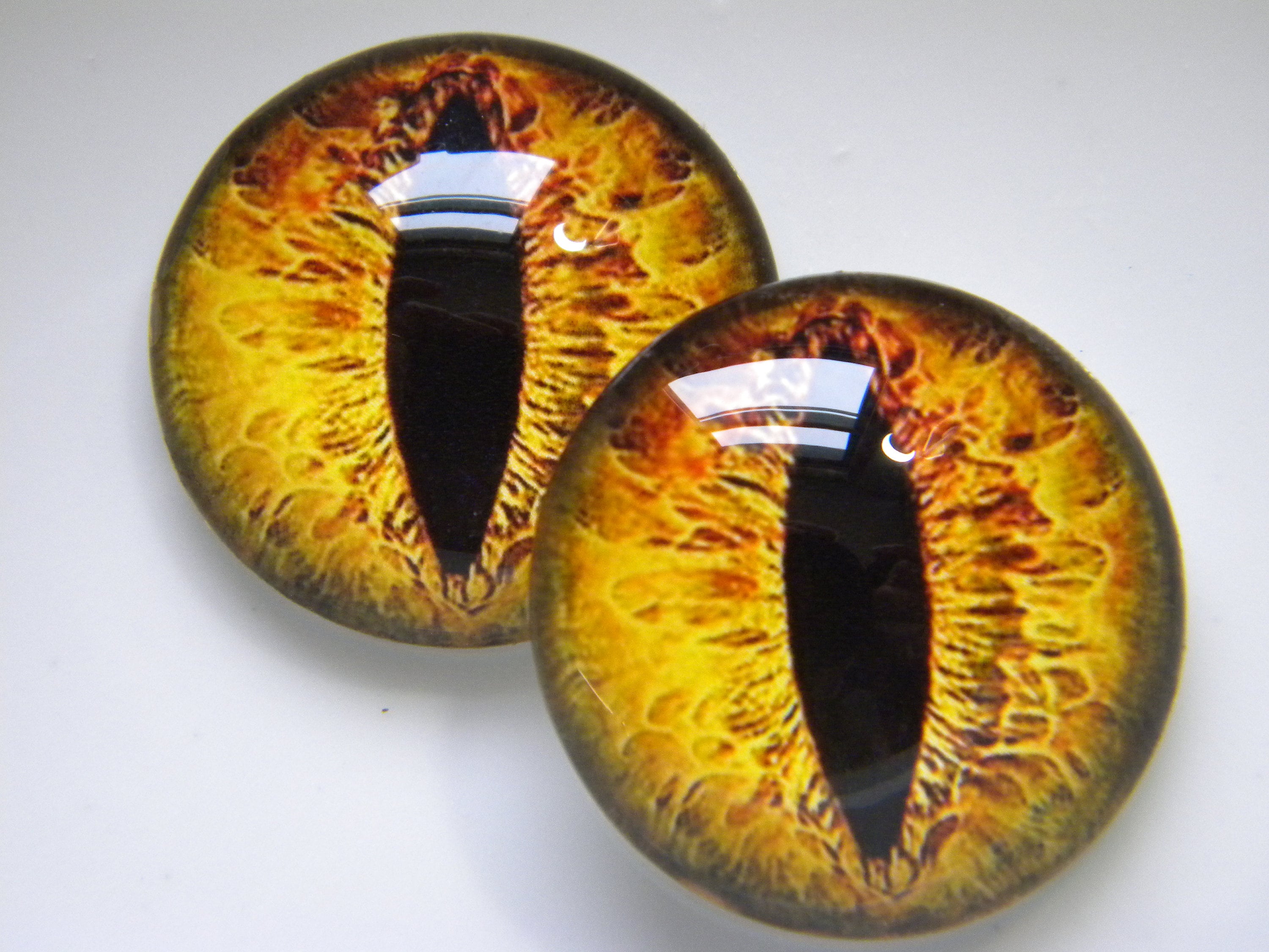 Cats or a dragon's glass eyes 3 cm in  online