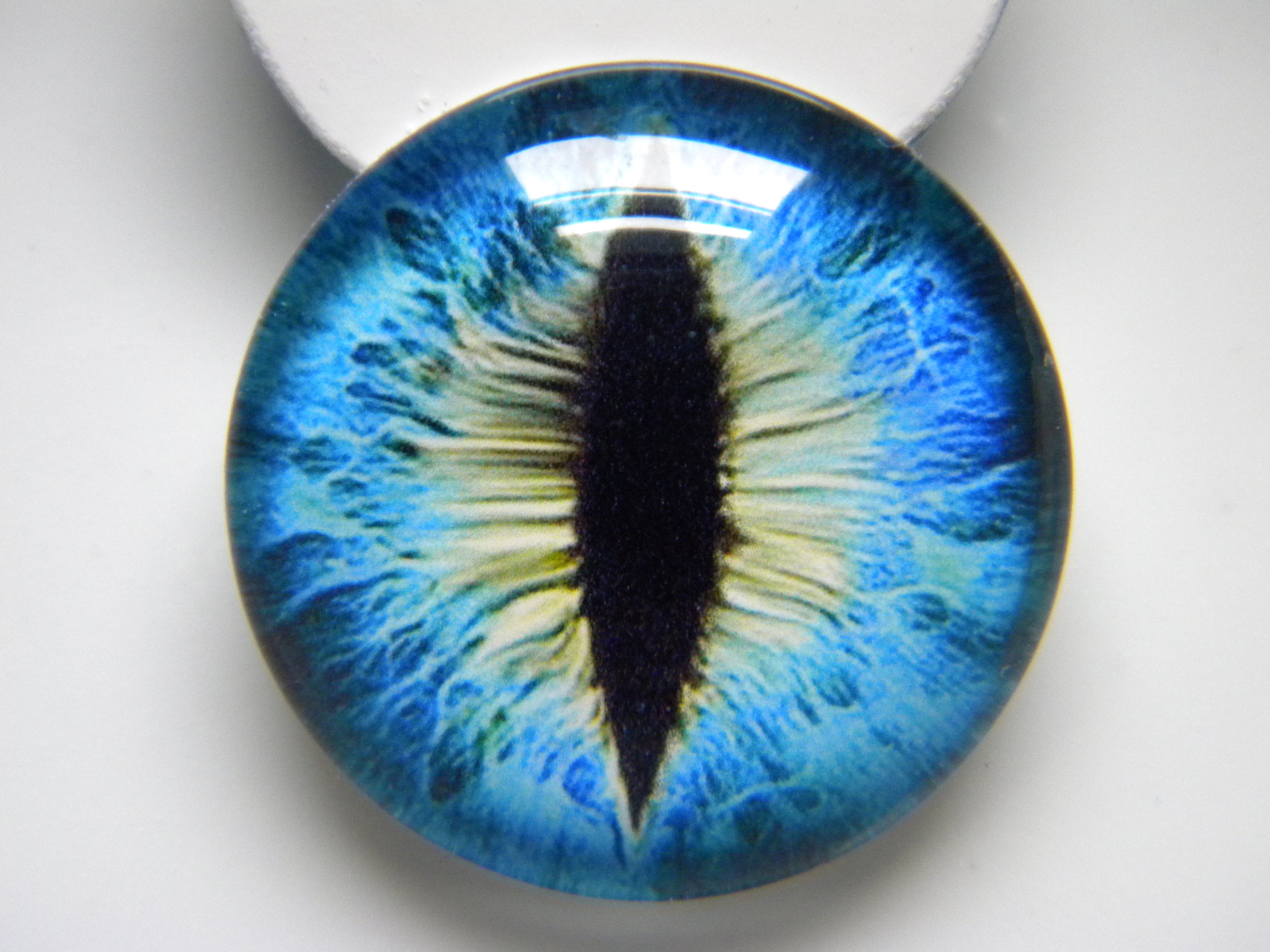 Blue cats eye deals