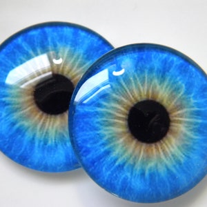 Occhi di vetro, occhi blu, occhi di bambola, occhi di bambola blu, occhi di vetro blu, occhi artigianali, occhi blu brillante. Un paio di cabochon di occhi di vetro da 25 mm.