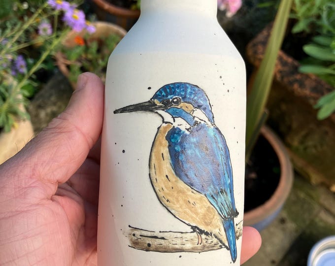 Handmade Stoneware Vase: Kingfisher Design, Cream Coloured Pottery