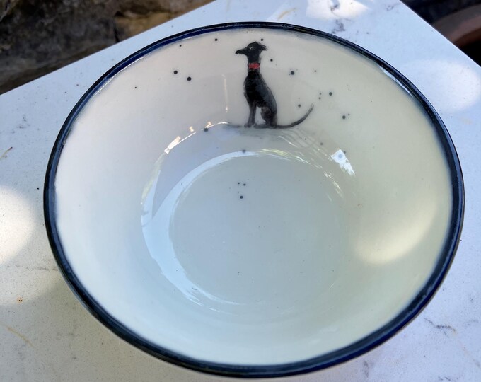 Handmade small cream coloured ceramic bowl with hand painted greyhound design for trinkets, dips, snacks, or decorative item. Free delivery.