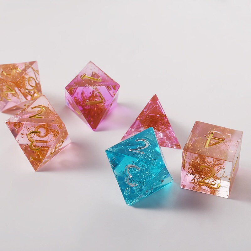 Würfelharzform Set – 7 Silikonformen Für DIY Spielwürfel + Mischbecher (DND, Rollenspiele, Brettspiele)
