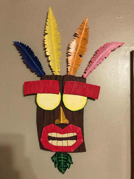**~ Aku aku from Crash Bandicoot ~ psx psOne ~ handmade keyring charm ~**