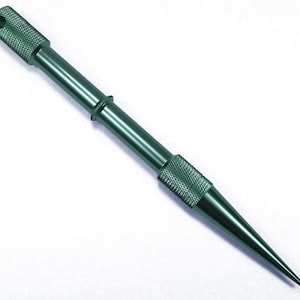 Green Tightening Tool / Marlin Spike for Paracord or Leather Work