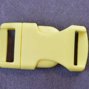 Yellow - 1/2 Inch Plastic Paracord Buckles