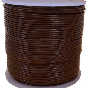 Cordão redondo de couro marrom claro de 1 mm carretel de 100 metros