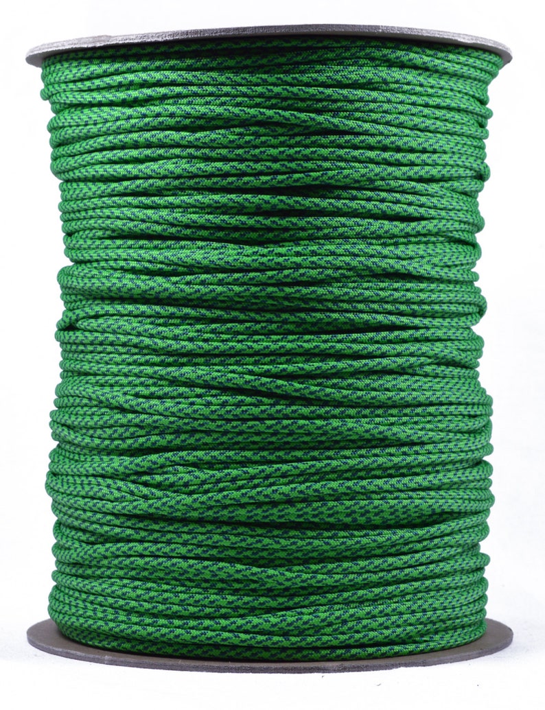 Made in the United States 550 Paracord for Paracord Crafts 1000 Foot Spool Digital Viper