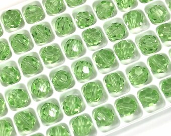 Perline di cristallo rotonde tagliate a macchina in crisolito ceco, verde chiaro, 6 mm, perline sfaccettate, misura rosario, 72 pezzi