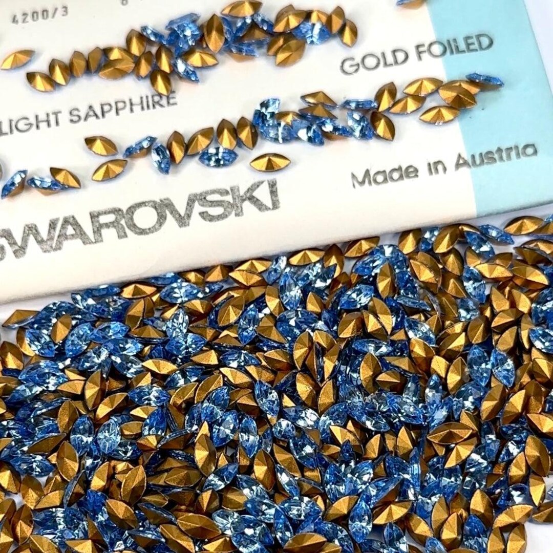 Swarovski Art.# 4200/3 - Light Sapphire Blue Gold Foiled Pressed