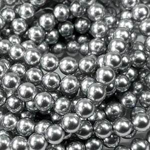 Perle di vetro ceche rotonde imitazione grigio argento in 2 mm, 8 mm e 12 mm di perle di cristallo tradizionali in madreperla
