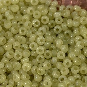 Rocailles size 8/0 3mm Yellow Green Opal Preciosa Ornela Traditional Czech Glass Seed Beads 30grams 1 oz CS007