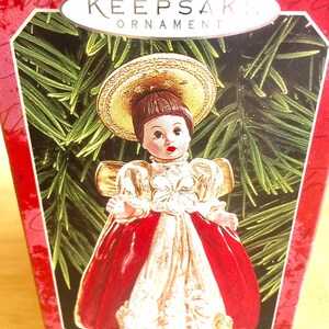Madam Alexander Glorious Angel from 1998, Hallmark Ornament