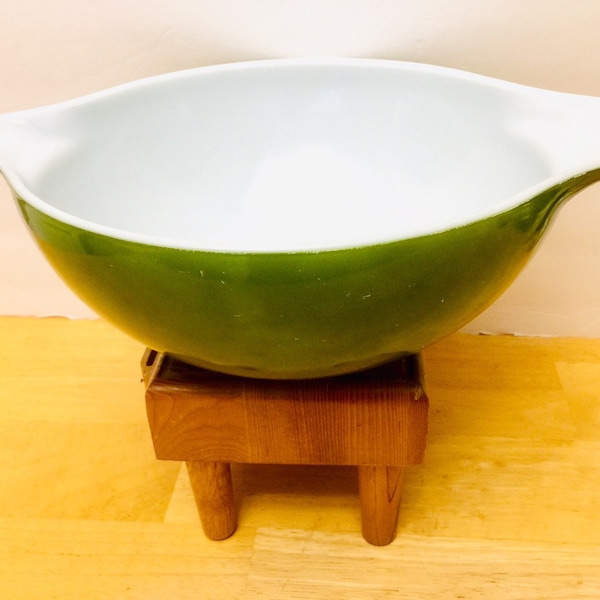 Pyrex Verde Olive Green Mixing Bowl 4 quart