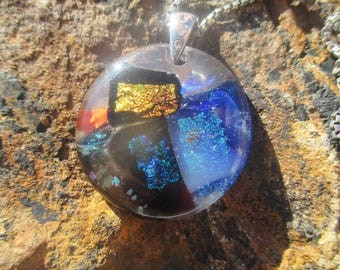Gorgeous Murano glass pendant with silver bail and silver box chain, beautiful workmanship