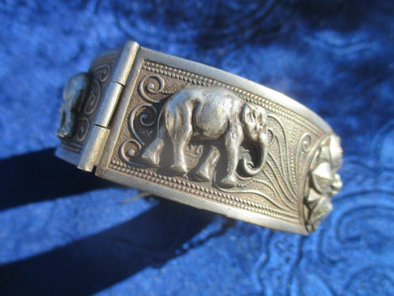 70s Indian bangle bracelet, elephants and flowers… - image 4