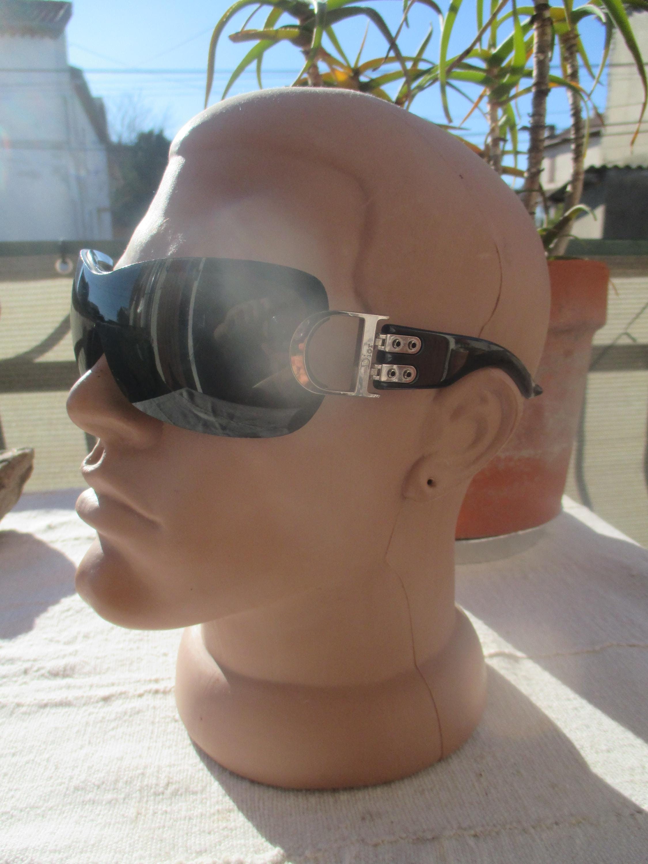 Vintage Dior Airspeed Sunglasses, Y2K Sun and Ski, Tiny Bit  display picture 2