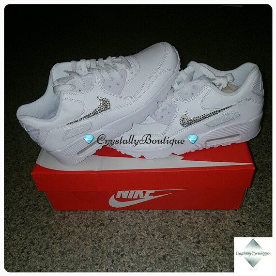 Bling Swaroski & Strass individuell Nike Air Force diejenigen weiß Größe junior 3 5.5uk ganz neu! Bling Swaroski & Strass individuell Nike Air Force diejenigen weiß Größe junior 3 5.5uk ganz neu!