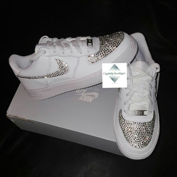 white air force 1s junior