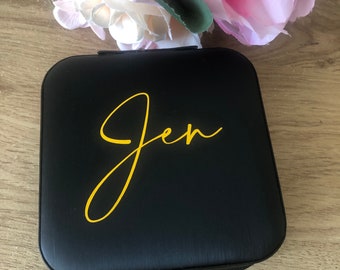 Personalised jewellery box|18th/21st birthday|gifts for her| bridesmaid gifts|proposal gifts| graduation gifts|travel jewellery box|jewelbox