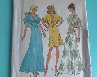 Vintage 70s Simplicity Halter Dress Pattern, Two Lengths, Misses Sizes