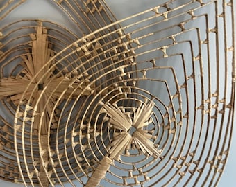 Vintage Woven 70s Rattan Leaves Wall Decor//Retro Textured Wall Decor