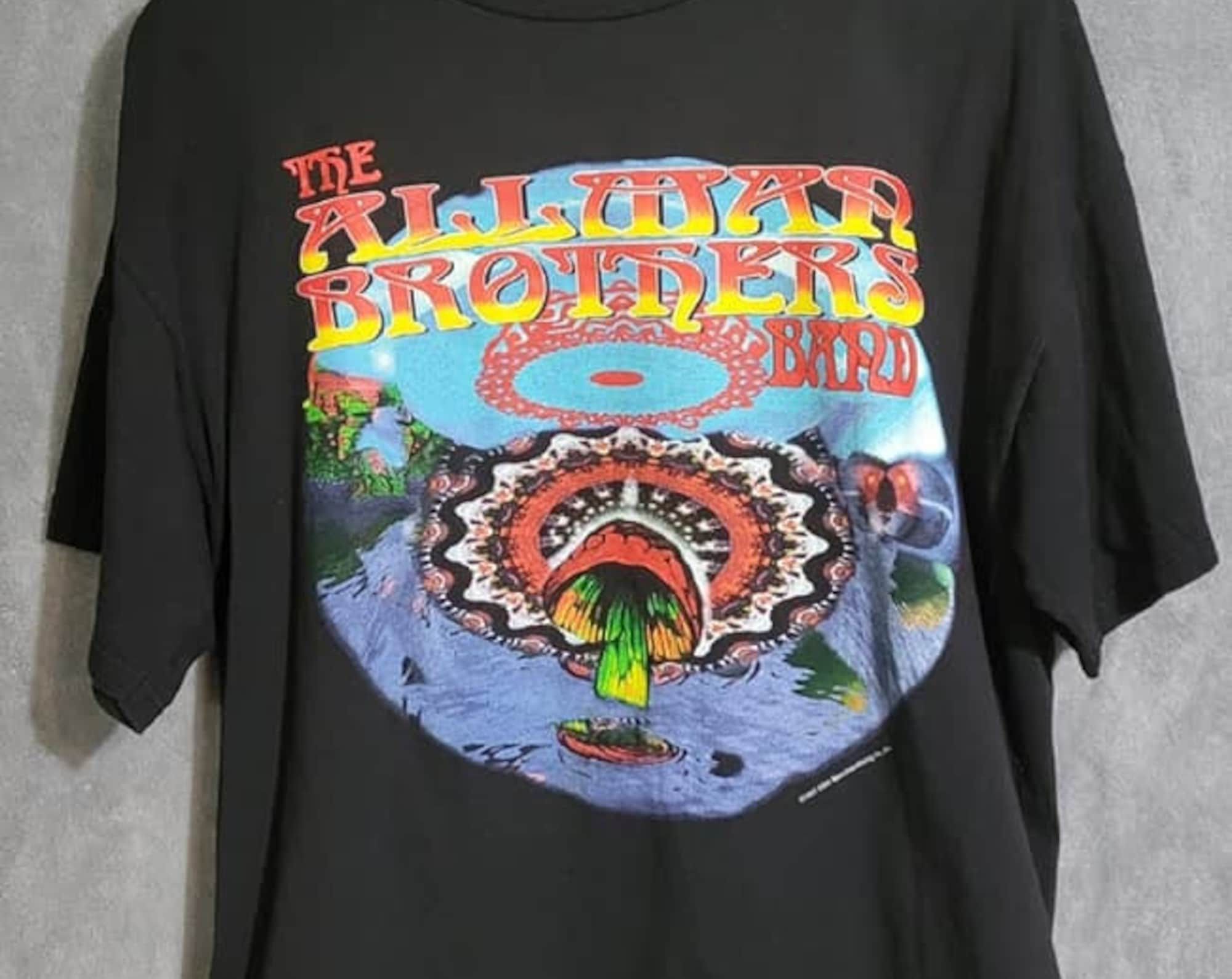 Discover vintage 90er ALLMAN BROTHERS BAND Tour T Shirt Sommer Road Trip 1997