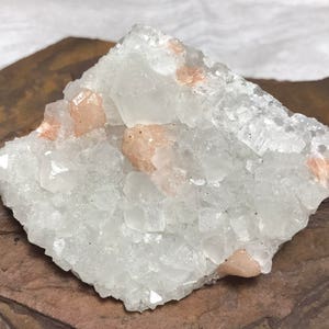 Pink Stilbite with Clear Apophyllite from the Jalgaon district in India, Natural Zeolites